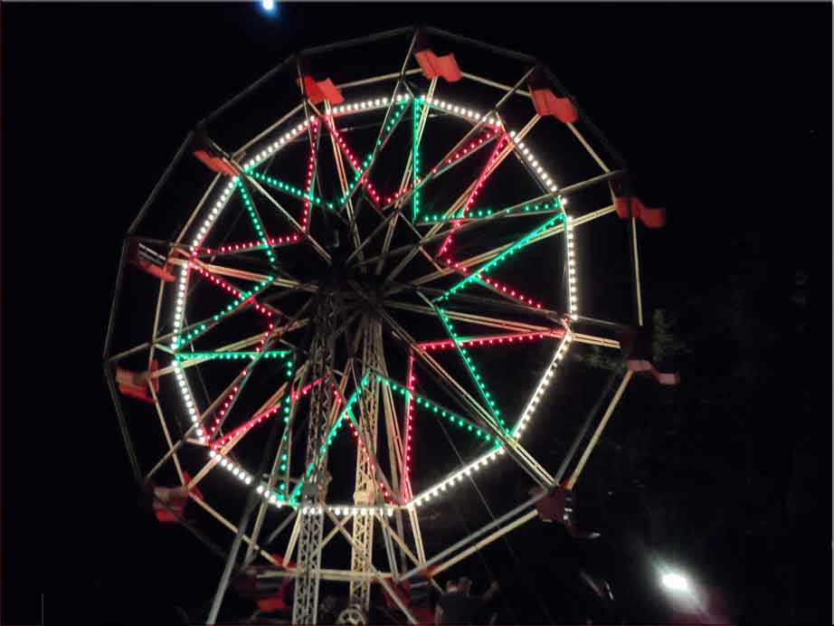 Ferris Wheel in Christmas In Conway Movie